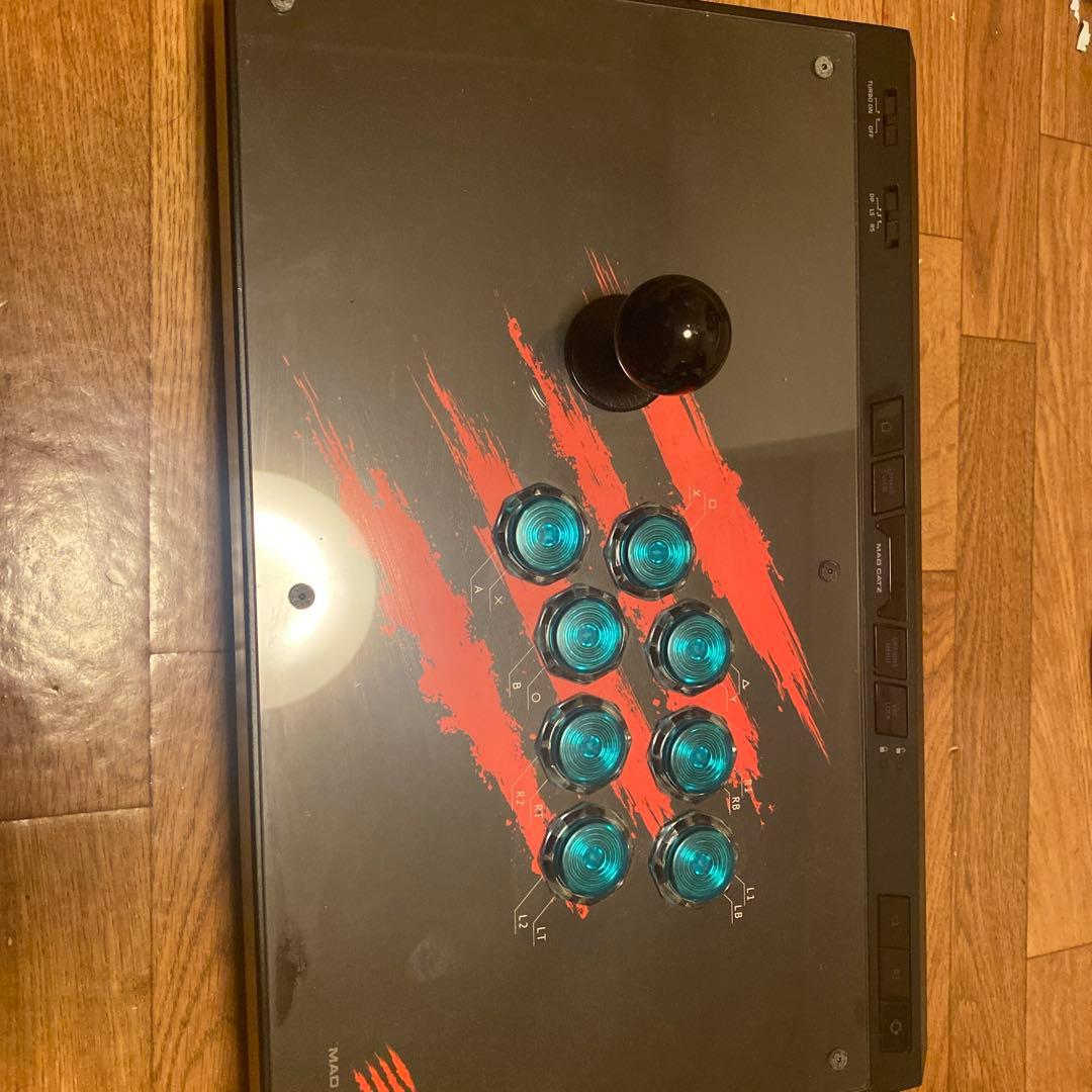 MAD CATZ EGO アケコン
