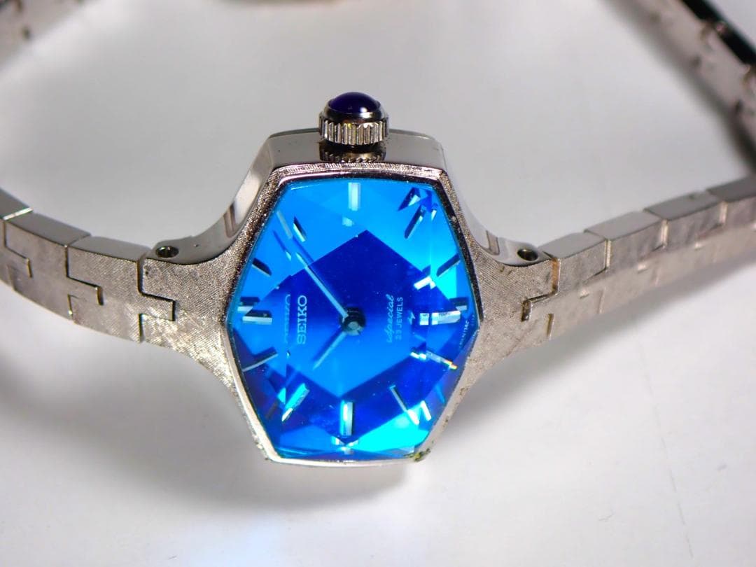 未使用デッド　セイコースペシャル　23石　ブリリアントブルーカットガラス　手巻き