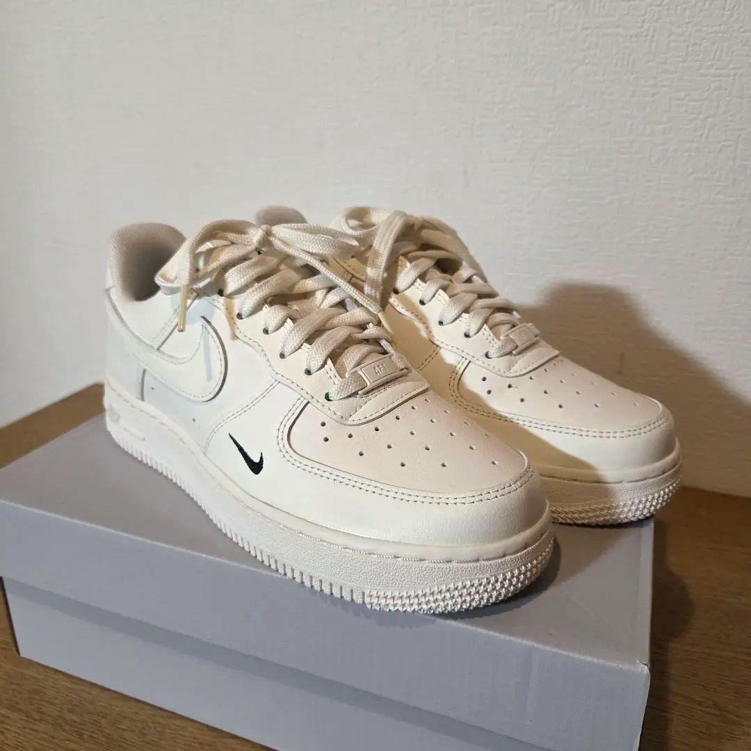 【Ran】Nike Air Force 1 ホワイト　ナイキ　ウィメンズ
