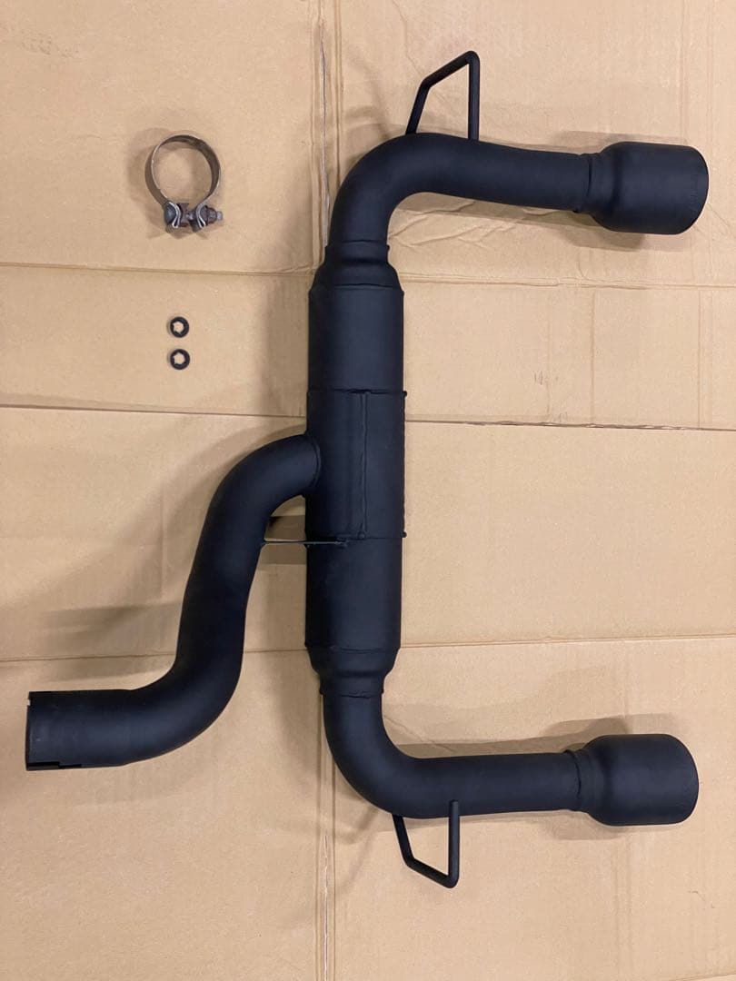 フローマスター アウトロー　マフラー ジープ JL ラングラー