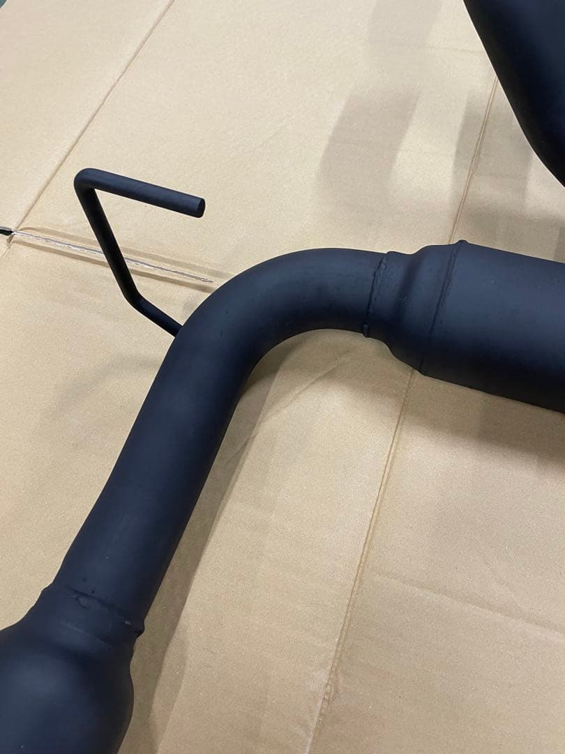 フローマスター アウトロー　マフラー ジープ JL ラングラー