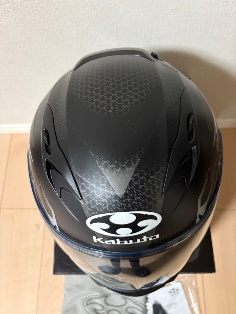 ヘルメット Kabuto KAMUI3 ESTELAフラットブラック/グレー