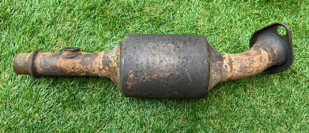 スズキ キャリイ DA63T 純正 触媒