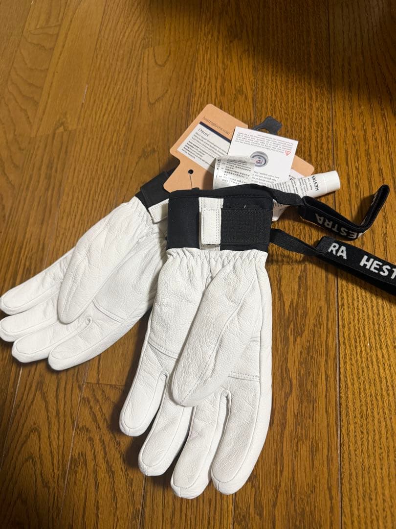 ヘストラ　手袋　Hestra Alpine Pro グローブ 8号 ホワイト