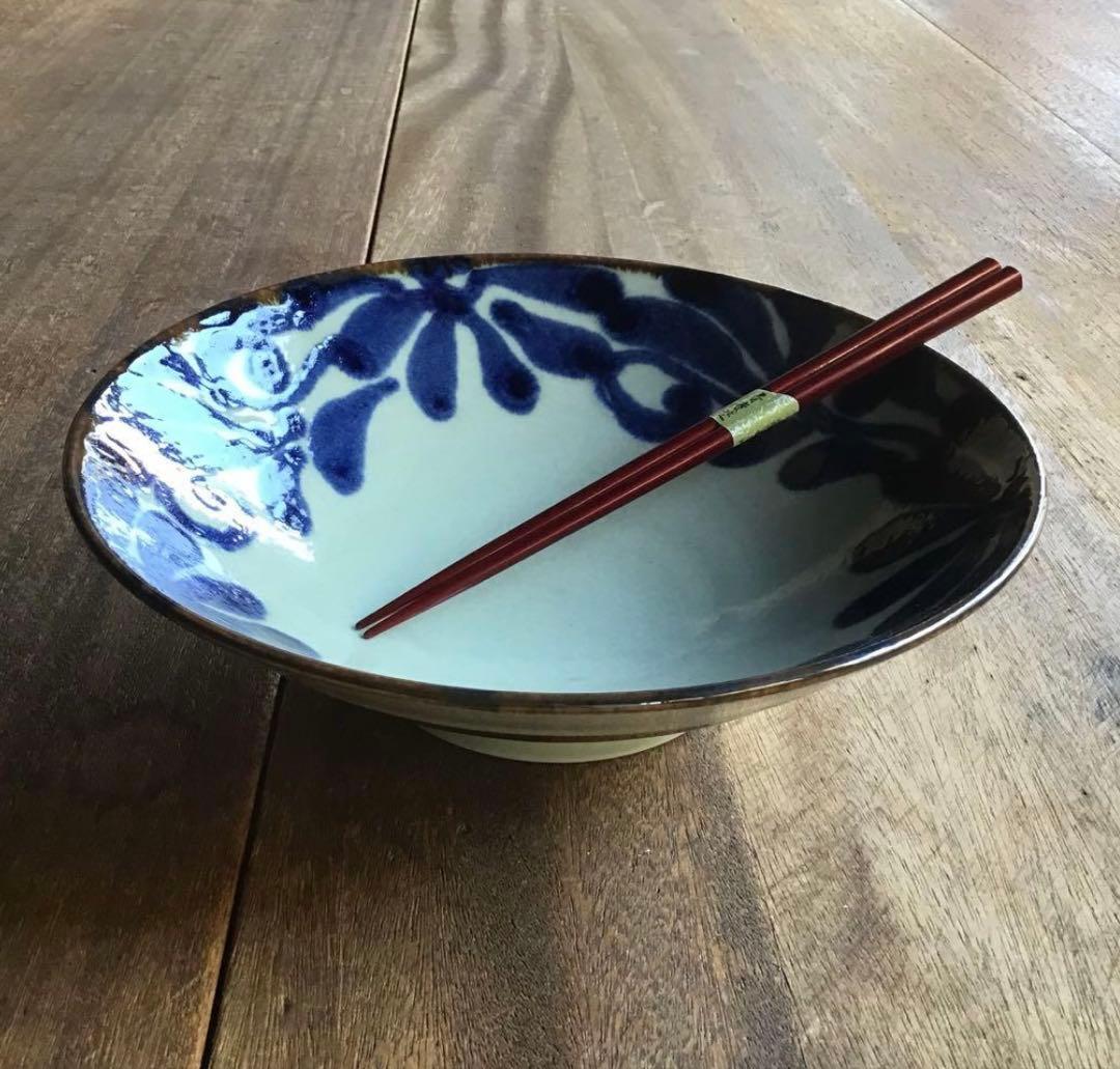 ☘️merci☘️です。新品美濃焼　琉球瑠璃唐草麺鉢　うどん丼10枚セット他