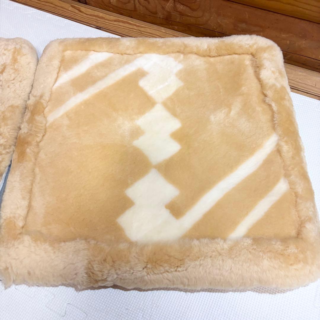 【美品】エクセルヒューマン ExcelHuman ムートン 座布団 2枚セット