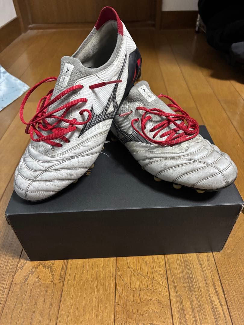 ミズノ　モレリアネオ4β