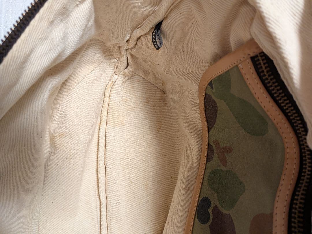 pokit ショルダーバッグ（カモフラージュ柄）