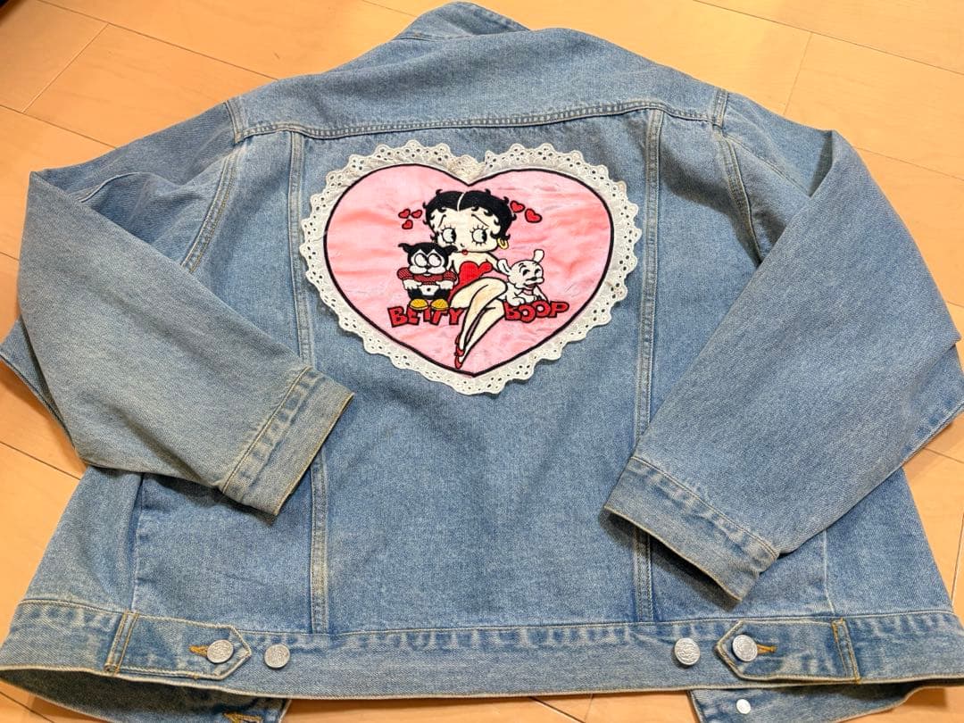 BETTY BOOP ベティ・ブープ　Gジャン　Mサイズ