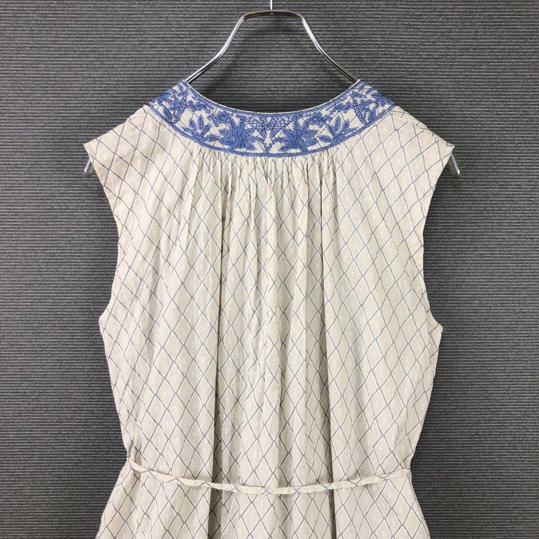 ヌキテパ DIA CHECK PRINT EMB DRESS M ECRU