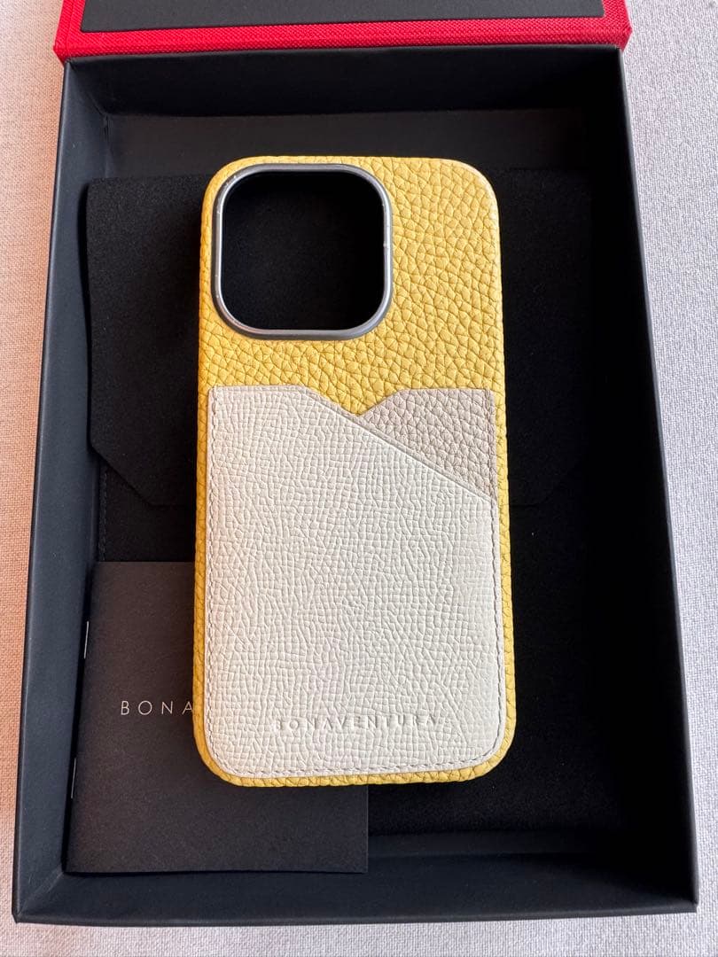 psychogunBONAVENTURA iPhone 15Pro ケース