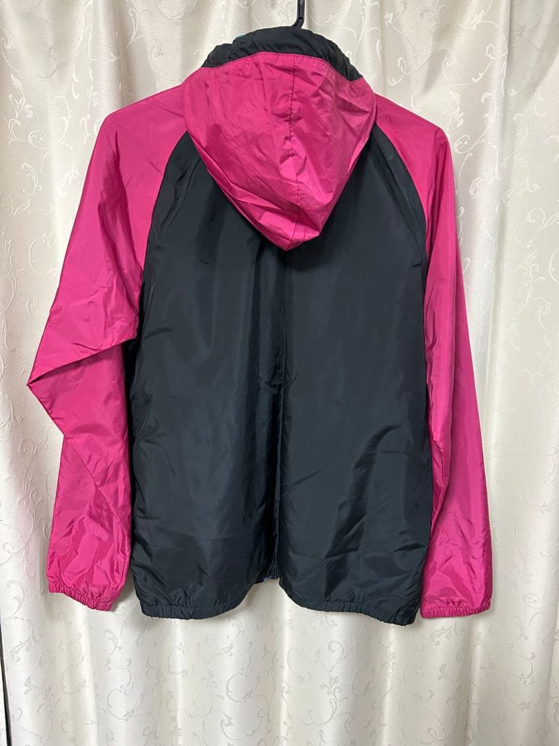 美品　umbro ウィンドブレーカー ピンク/ブラック　上下セット