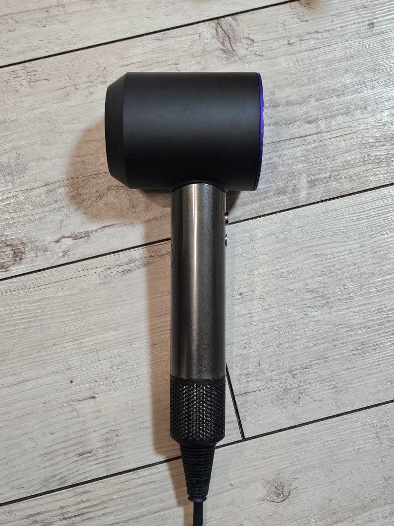 圧倒的最安　保証付　ダイソン　メンテナンス済み　dyson hd08　パープル