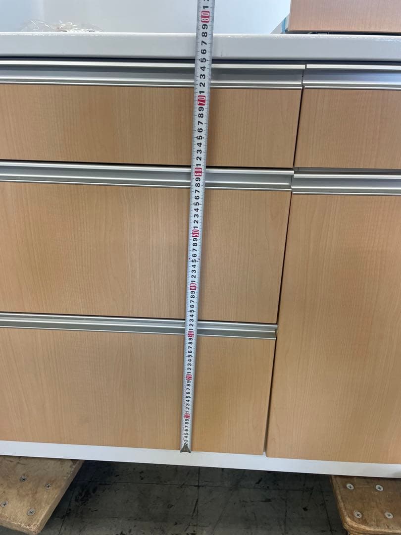 お引取り限定品　食器棚・キッチンカウンター モダンデザイン