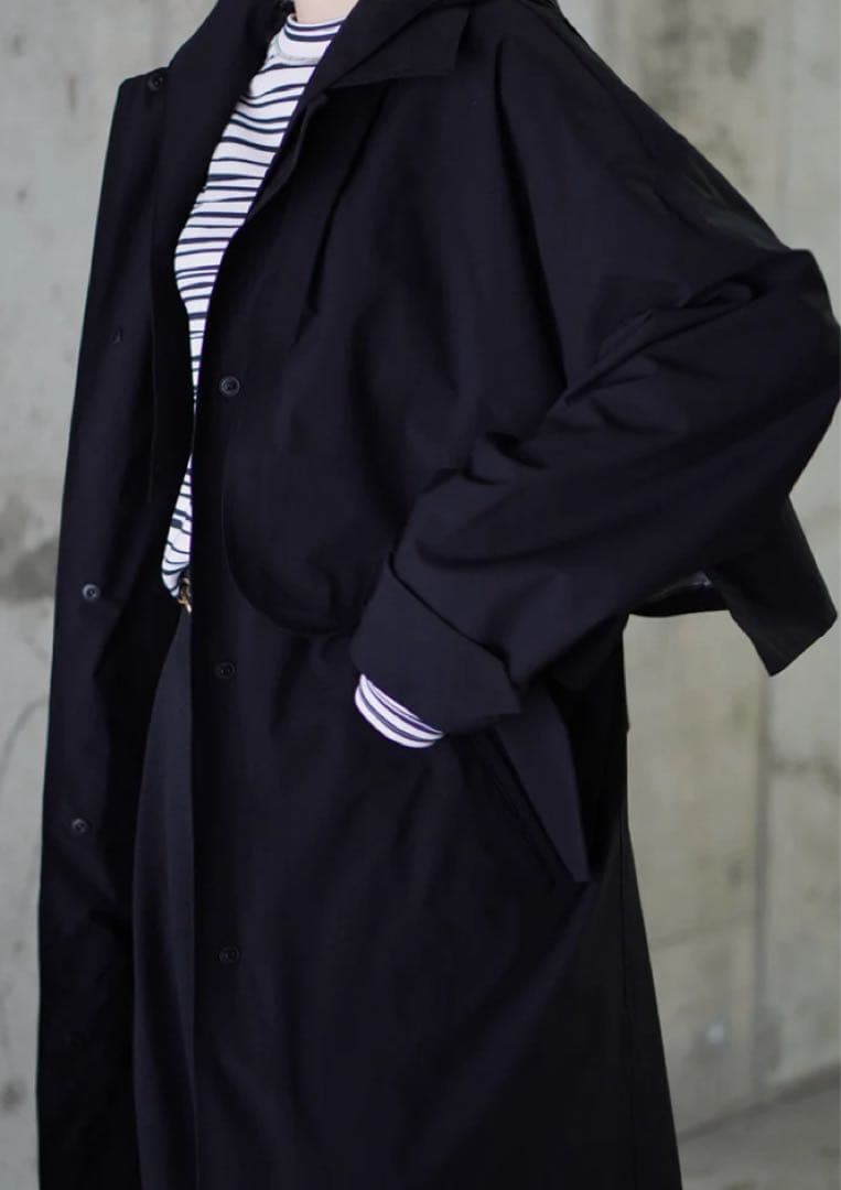 【タグ付】SOLOV トレンチコート　レインコート 黒　フーディ　ベルト　1