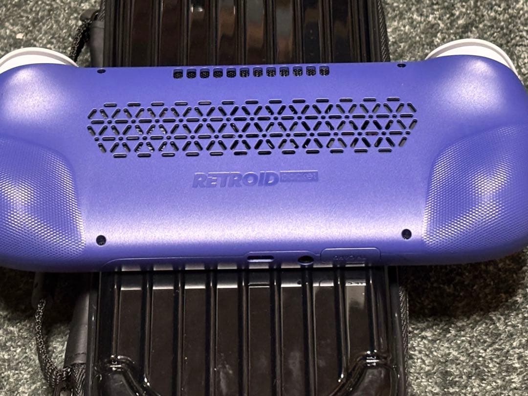 retroid pocket 5 GCカラー