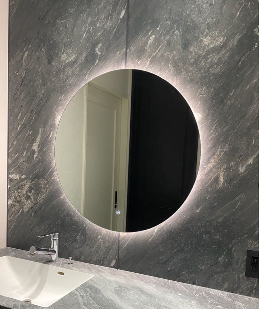 D*W様 【未使用】直径80cm 大型LEDミラー調光可・浴室/洗面所 壁掛け