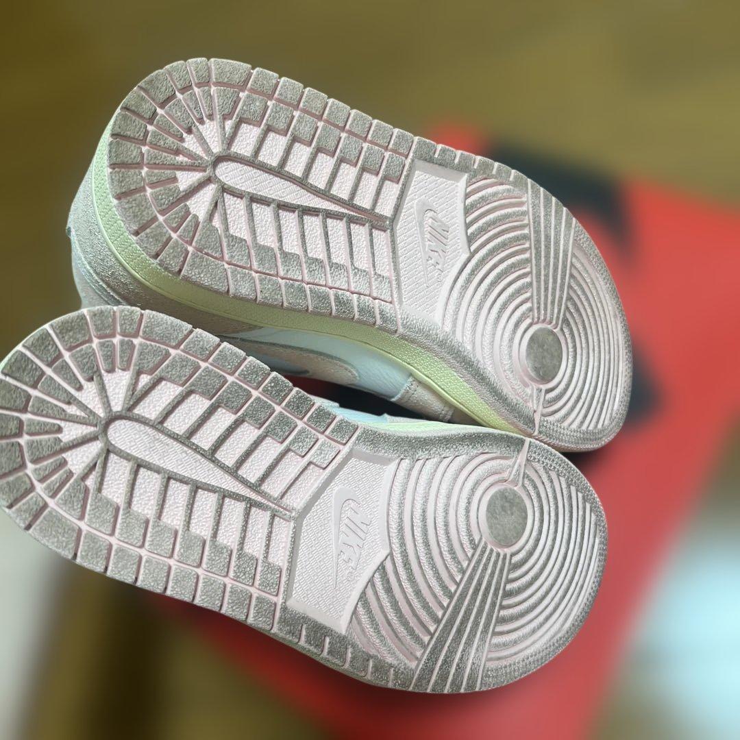 ナイキ ウィメンズ エアジョーダン1 レトロ ハイ OG ウォッシュドピンク