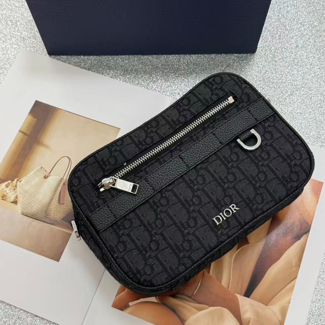 本日発送ダークグレー ロゴ入り ショルダーバッグ