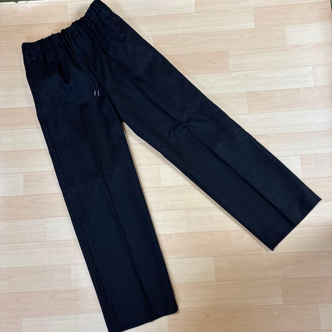 美品　FRAMeWORK ウォッシャブルサキソニーイージーパンツ