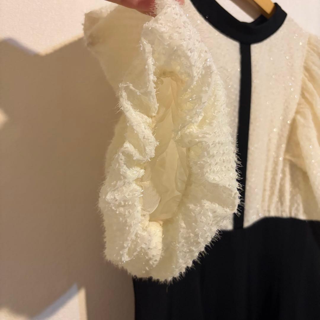 Audrey and John Wad ラメジャガード×サテンマーメイドドレス