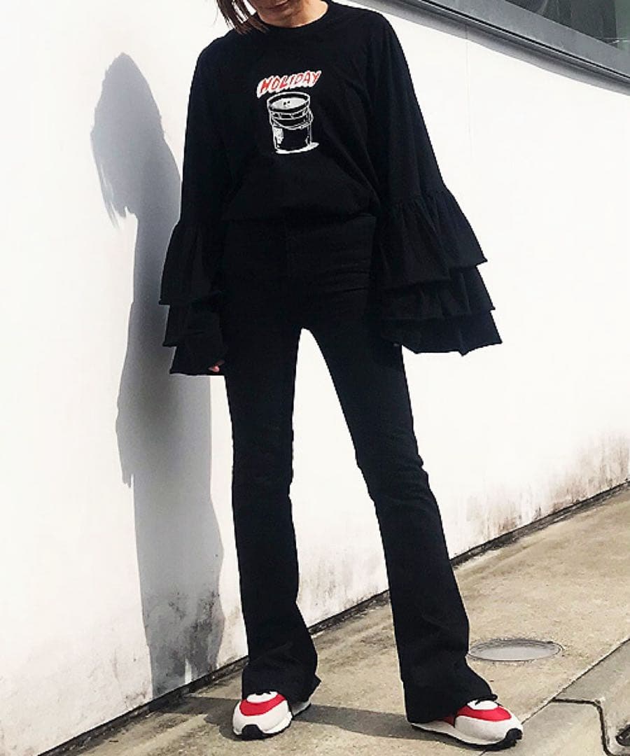 HOLIDAY SUPER FINE RUFFLE TOPS ラッフルトップス