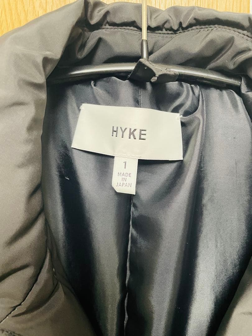 HYKE中綿ロングコート　ブラック