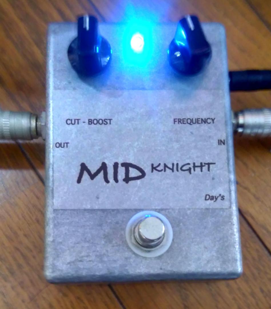 Day's Corporation MID KNIGHT ベース用プリアンプEQ
