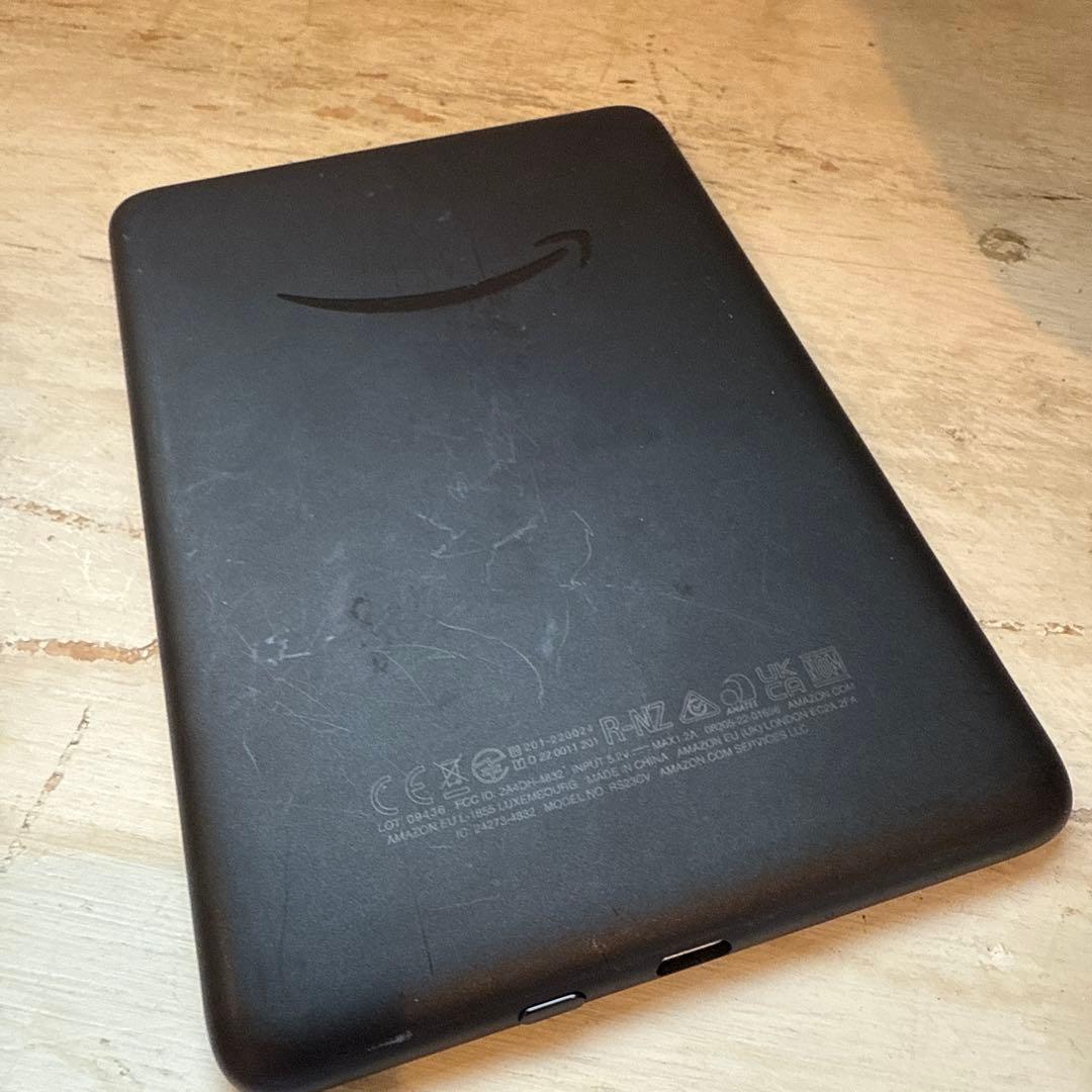 美品 Kindle Gen 11 16GB ブラック 本体