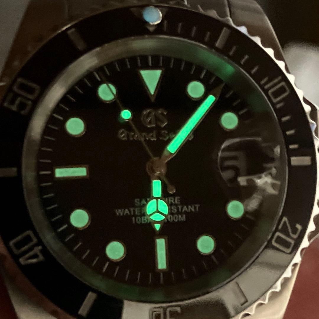 週末限定　MOD サファイアガラス 50 メートル防水 クォーツ時計