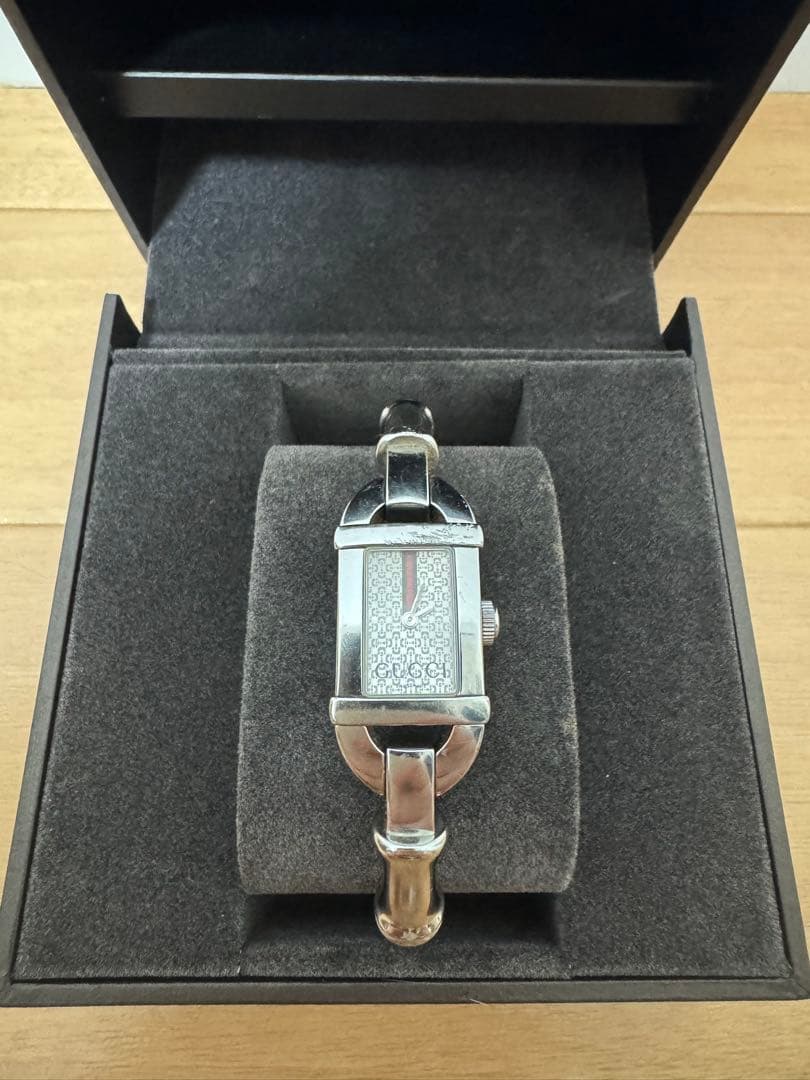 GUCCI バンブーデザイン 腕時計ブレスレット　6800L 箱・パーツあり
