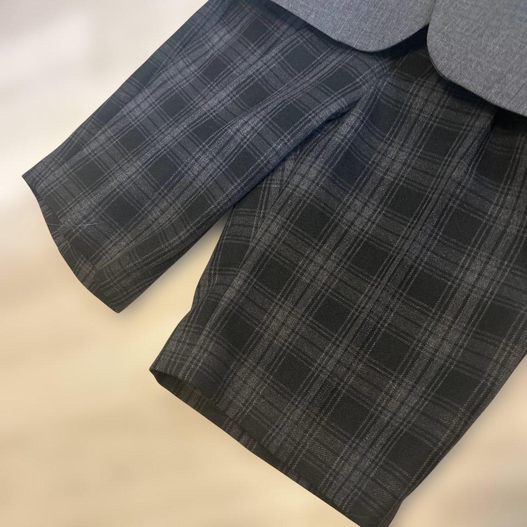 【新品未使用】 BEAMS DESIGN　スーツ4点セットゆったりサイズ130B