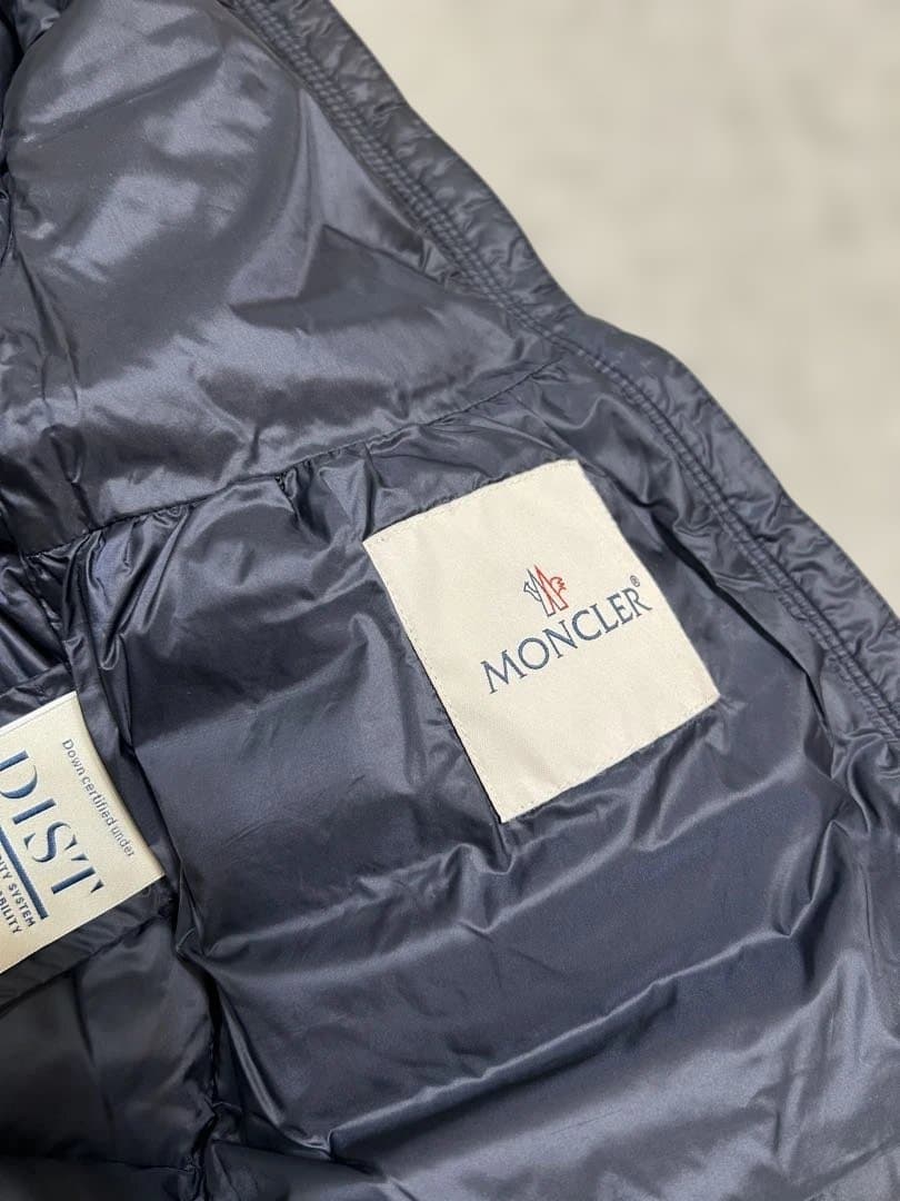 ⭐️モンクレール　ライトダウンJOELLE 3Ａ100⭐️