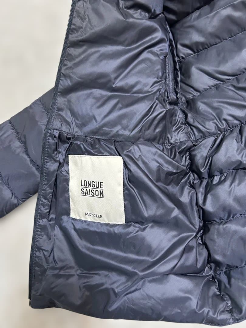 ⭐️モンクレール　ライトダウンJOELLE 3Ａ100⭐️