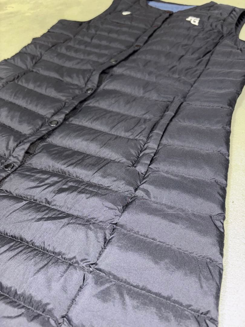 （ストロベリー）パーリーゲイツ、軽量グースダウン ロングベスト、サイズ0