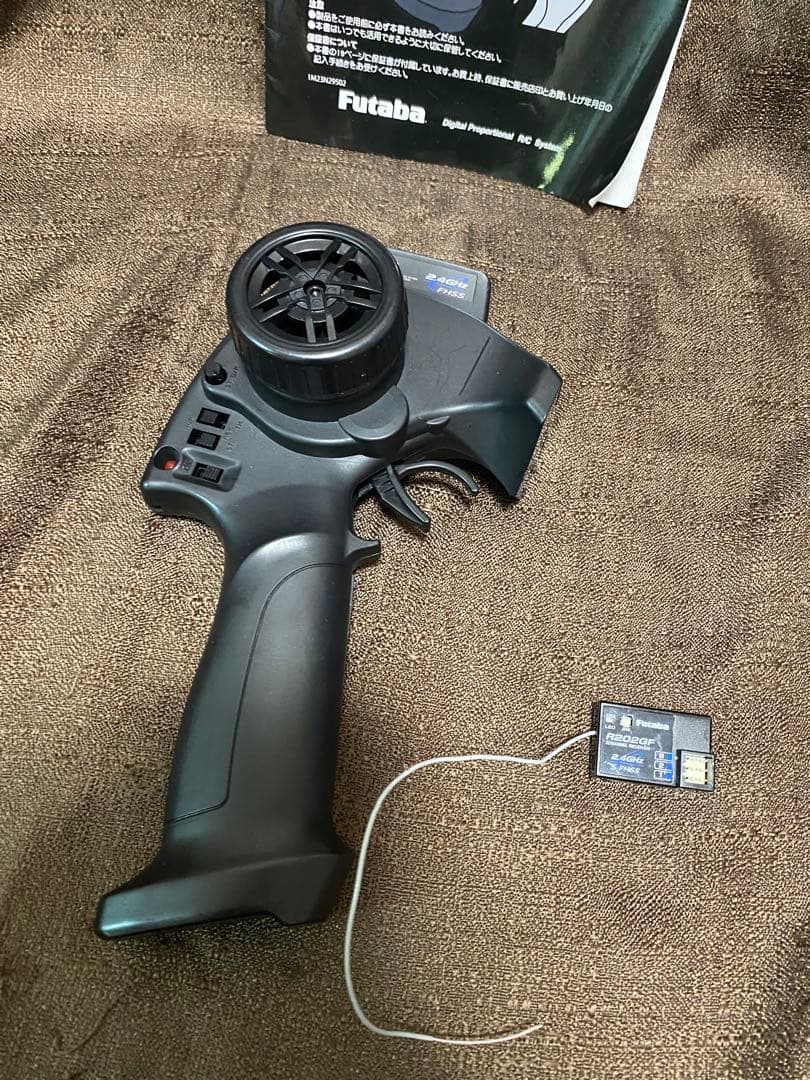 フタバ　2PSK-2.4g R202GF 送受信器　レシーバー　値下げ交渉不可