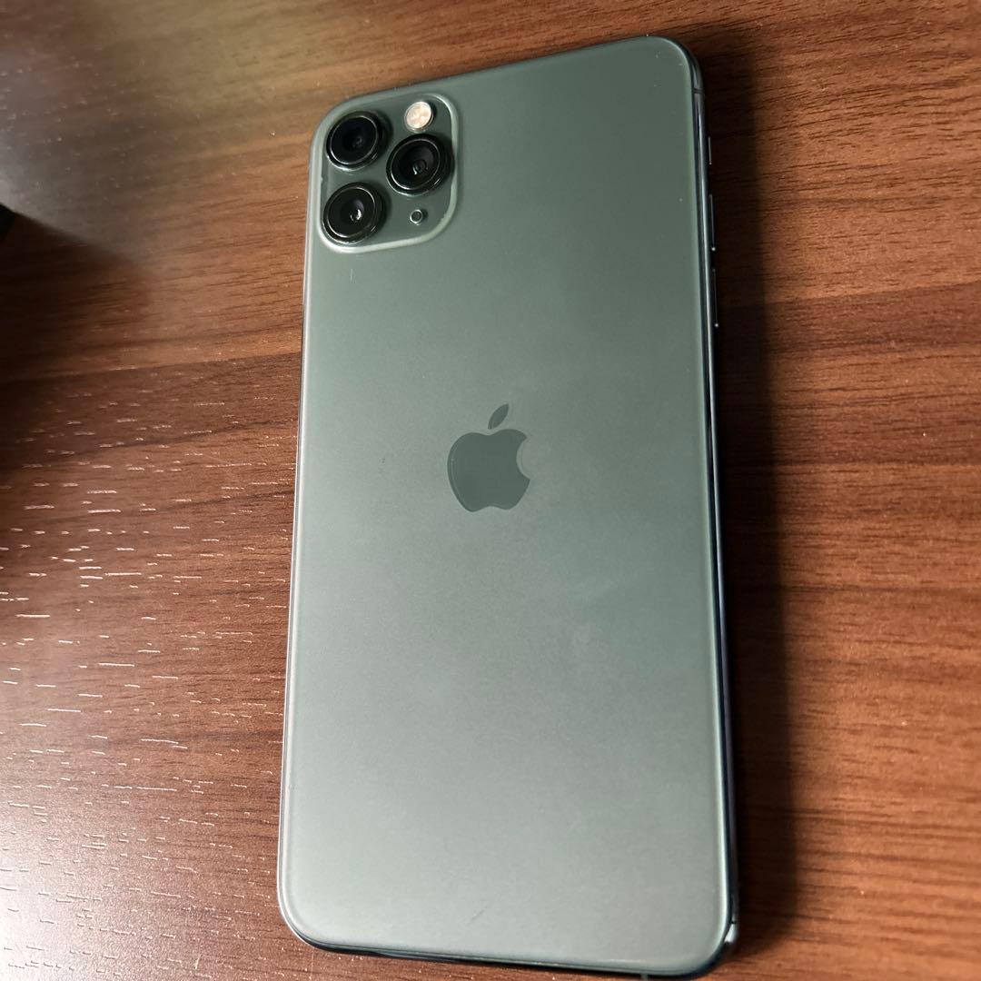 イブ　iPhone11promax 64GB SIMフリー