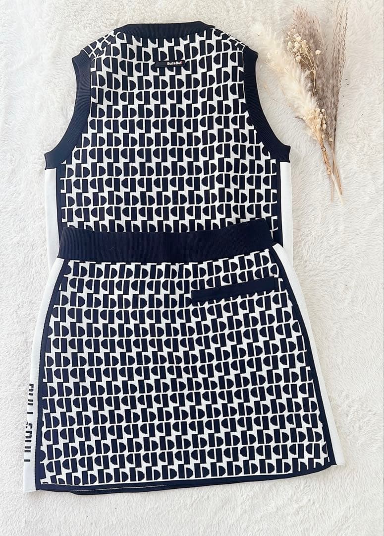 Bull&Bull レディース ゴルフ セットアップ幾何学柄 ブラックホワイト