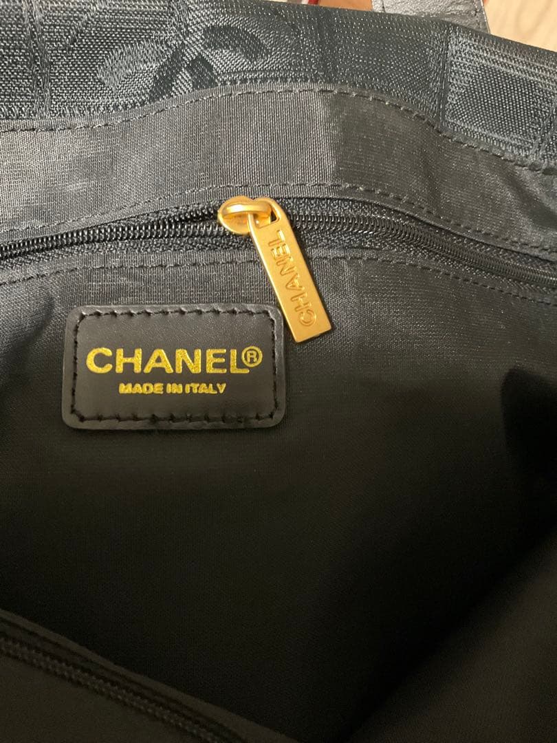 CHANEL ニュートラベルラインMM ブラック ナイロン トートバッ
