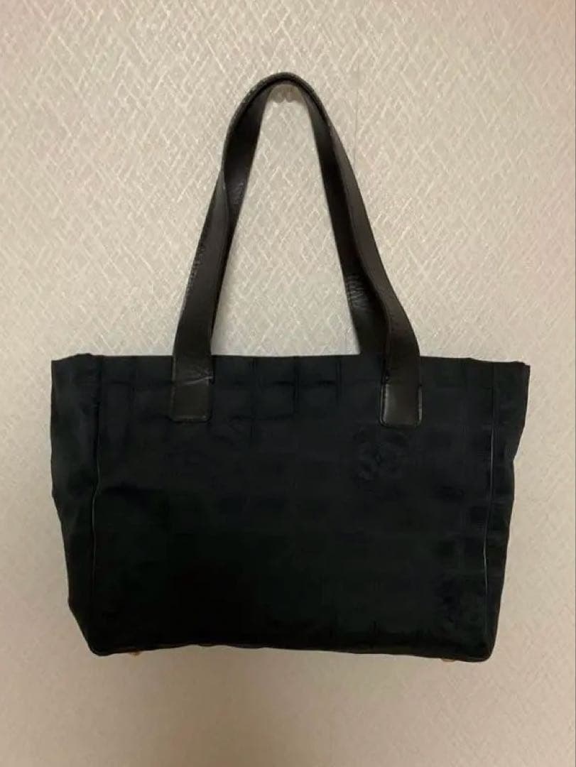 CHANEL ニュートラベルラインMM ブラック ナイロン トートバッ