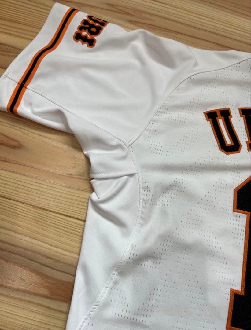 貴重タグ付き★ジャイアンツ上原浩治直筆サイン入り★現役最終年プロコレユニフォーム