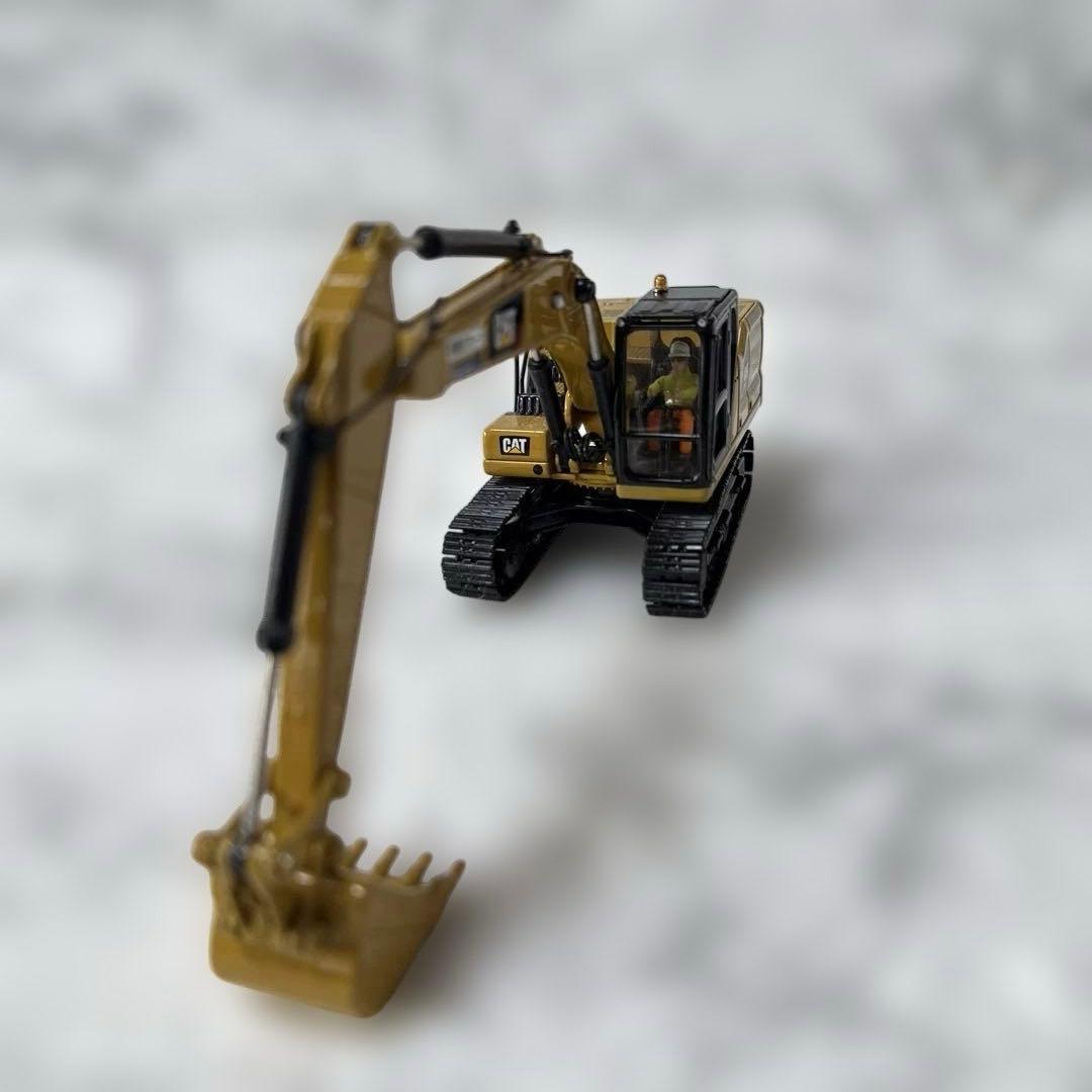 CAT 320 バックホウ　移動式クレーン仕様　limited Edition