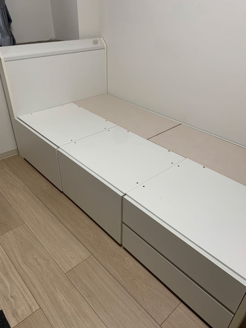 スープカレー様お引き取り専用‼️ ニトリ　シングルベッド　フレーム　大容量収納