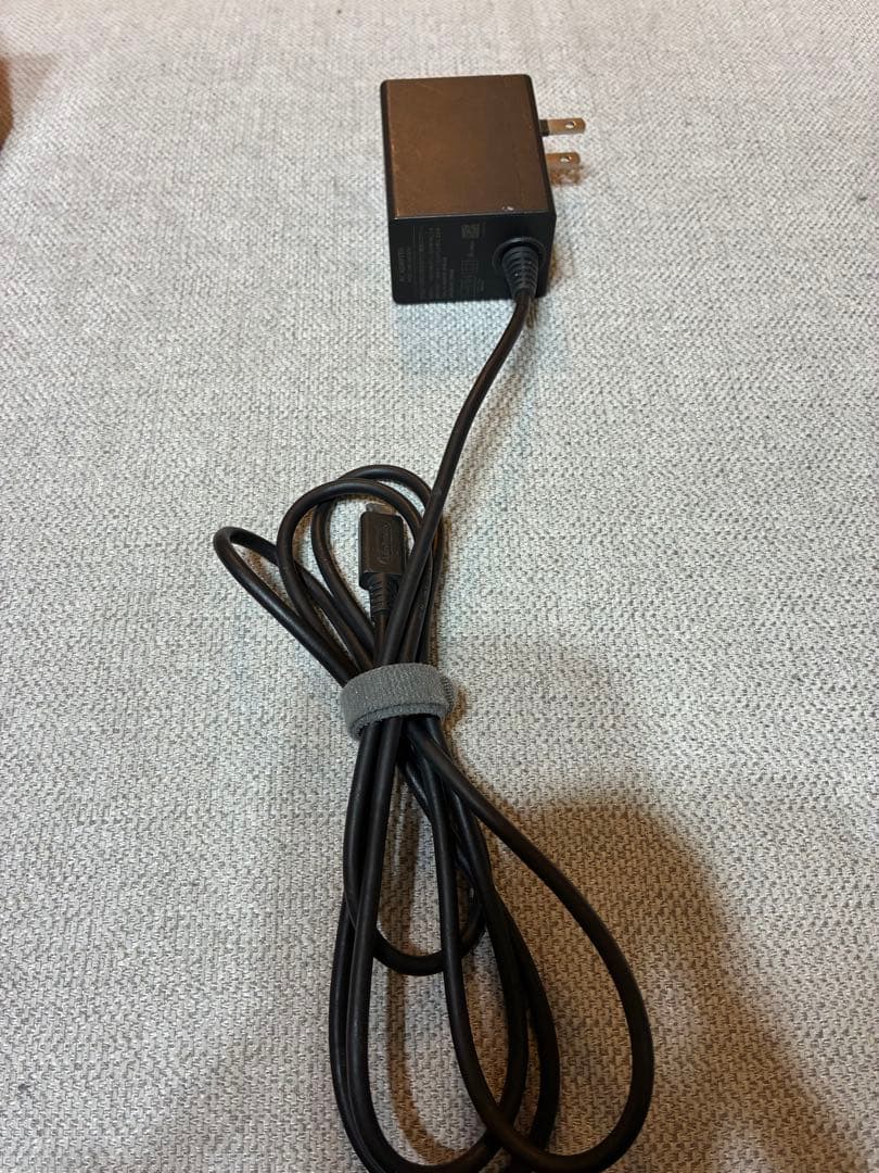 Nintendo Switch 本体 付属品完備　マリオレッド