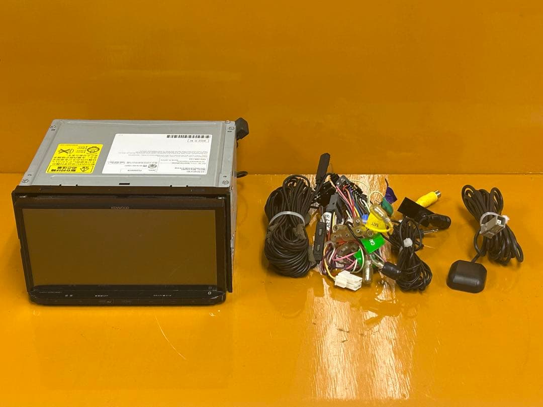 楽*様 ケンウッド メモリーナビ 2017年製 彩速ナビ MDV-D504BT