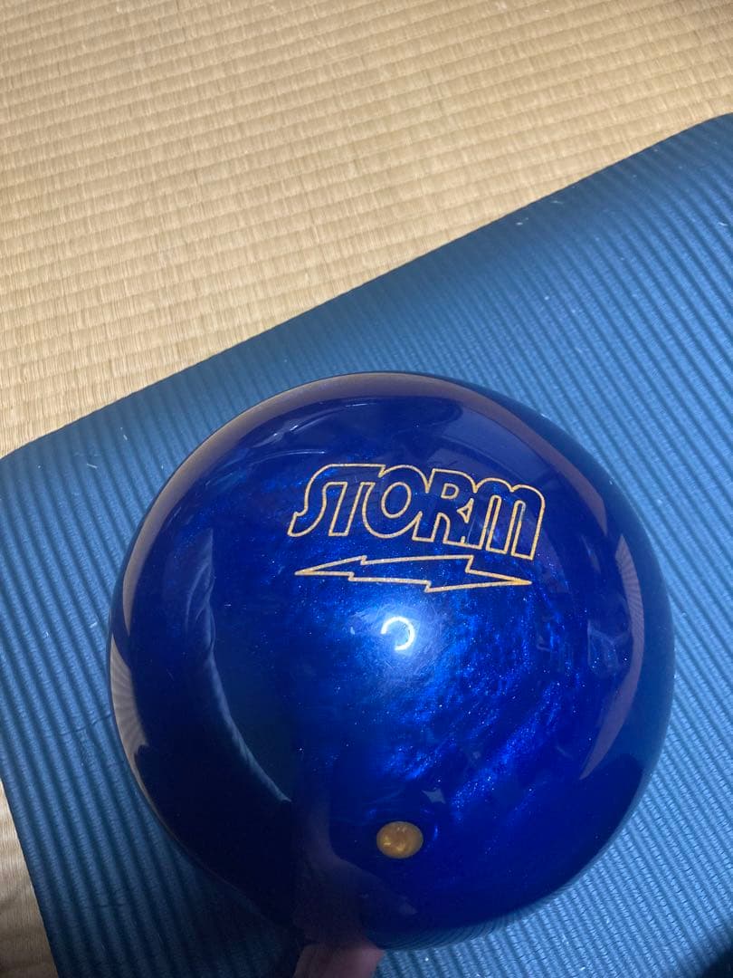 [美品] STORM PURE PHYSIX ボウリングボール 青