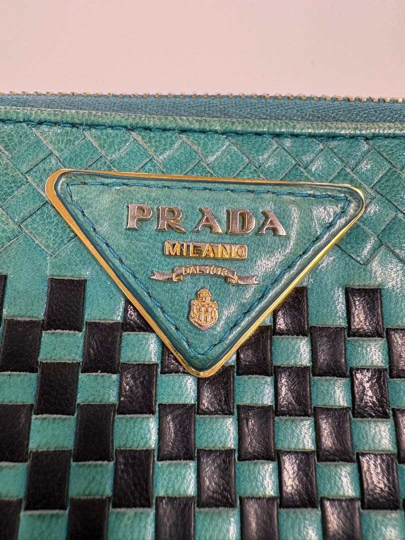 PRADA 編み込みデザイン 長財布 ターコイズブルー
