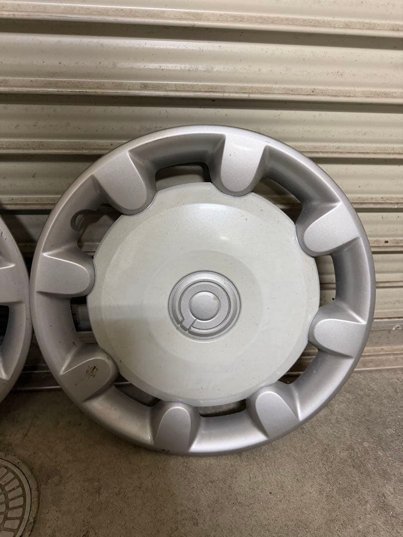 ムーブキャンバス純正ホイールキャップ新車外し中古品傷汚れ有り。４枚セット