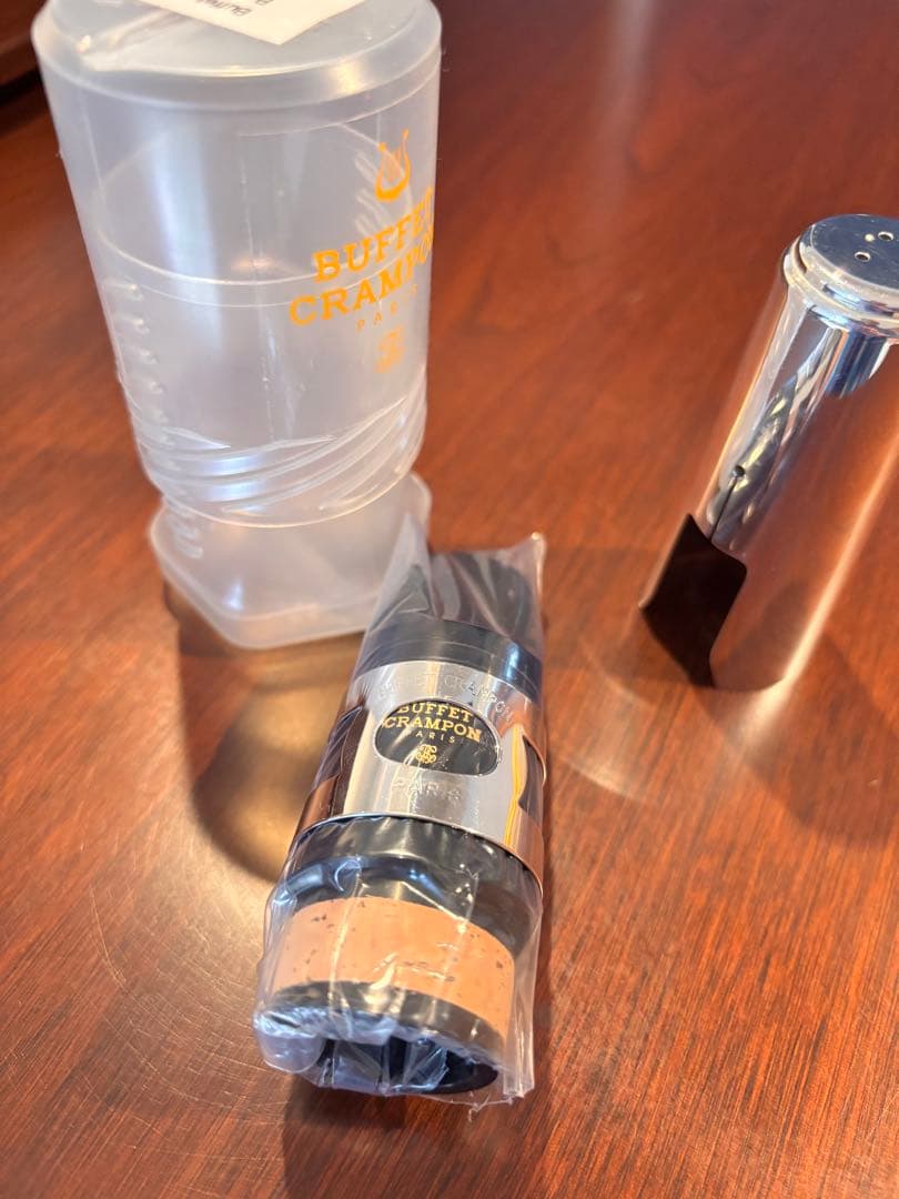 クランポン純正　バスクラリネット　マウスピース＋リガチャー＋キャップ