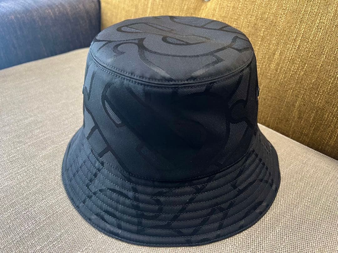 バケットハット　バーバリー　TBモノグラム　ブラック